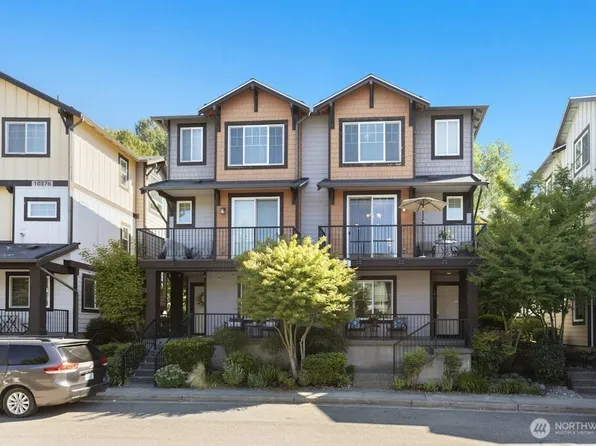 10372 156th Place NE #101, Redmond, WA 98052