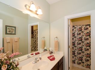 340 Harbor Dr W, Lexington, NC 27292