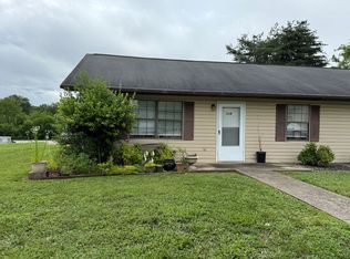 119 Stonetree Dr, Maryville, TN 37801