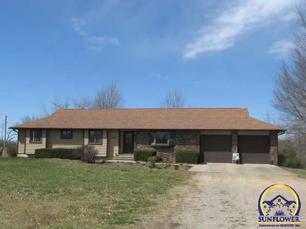 4545 SE Shawnee Heights Rd, Tecumseh, KS 66542