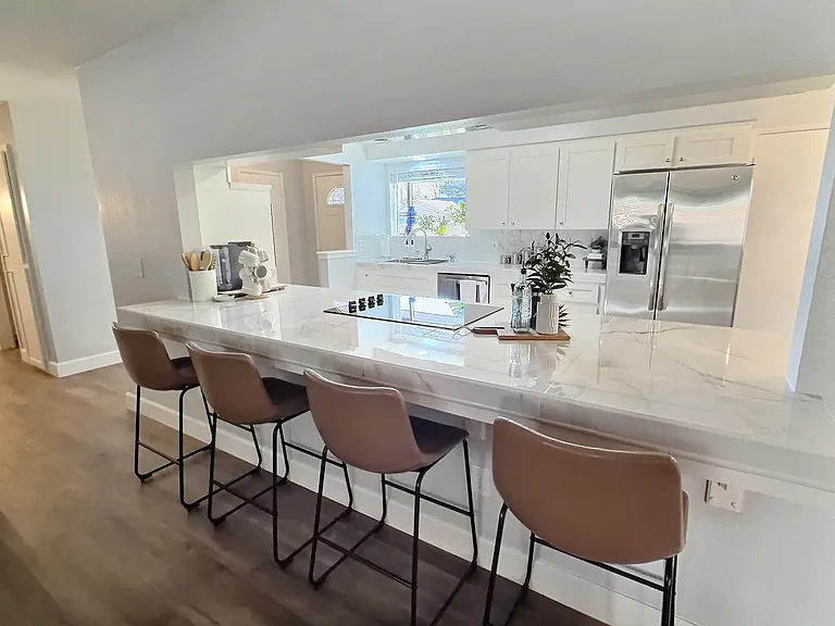 8237 N Del Mar Ave — Photo 5