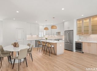 47 Sterling St, Fairfield, CT 06825