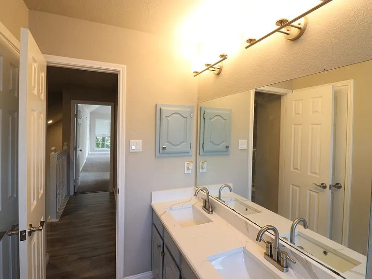 4606 Clay Dr — Photo 32