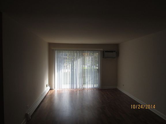 4th image of 10033 S Walnut Ter APT 215