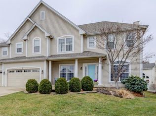 10 Southern Hills Ct, O'Fallon, MO 63366