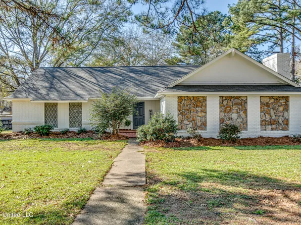 111 Sweetgum Ln, Clinton, MS 39056