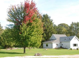 W8186 Klecker Ln, Waterloo, WI 53594