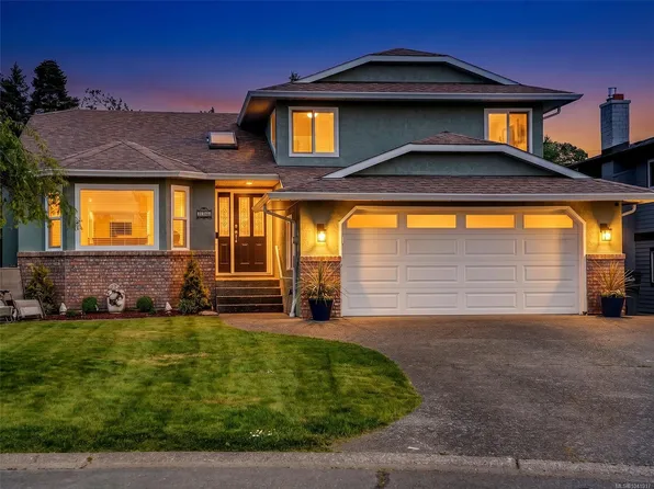 4256 Ponderosa Cres, Saanich, BC V8Z 7G2