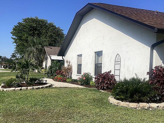 4th image of 6721 Southwell Dr