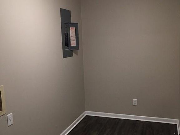 5th image of 380 Howard Rd NE