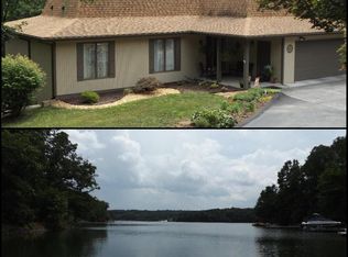 907 Lakeview Dr, Cross Junction, VA 22625