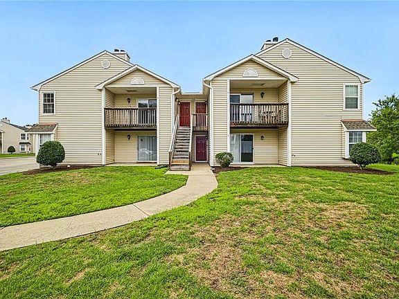 4th image of 1709 Rock Bridge Mews APT B