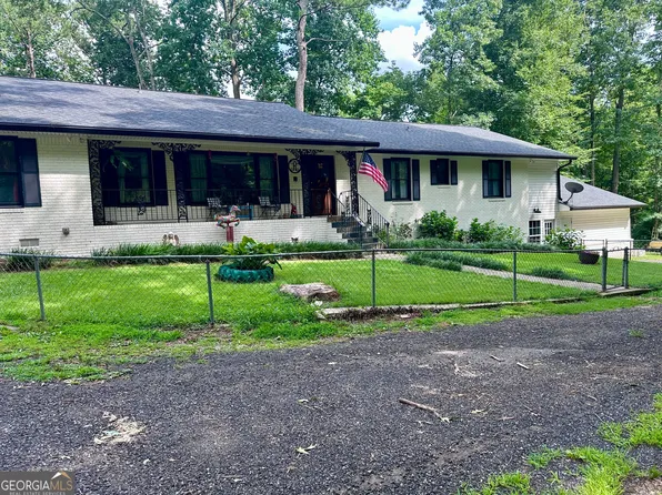 260 Lamar Smith Dr, Newnan, GA 30263