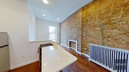 Rented by Bond New York