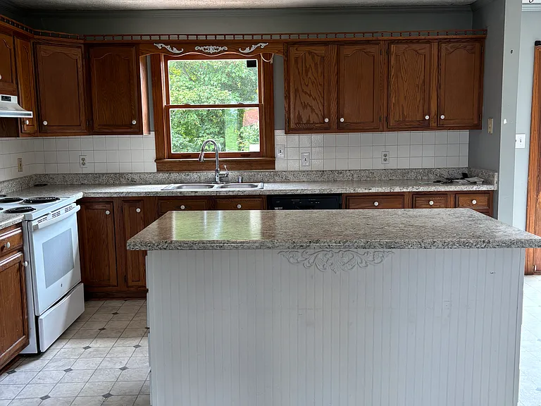 625 Greens Crossing Rd — Photo 12