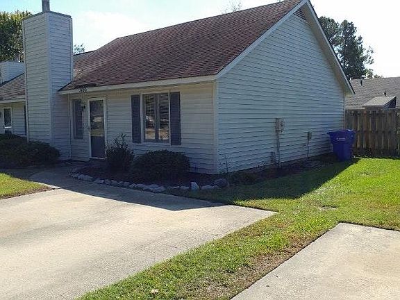 2nd image of 1920 White Hollow Dr
