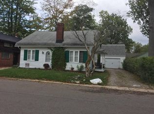 93 Maple Cliff Dr, Avon Lake, OH 44012