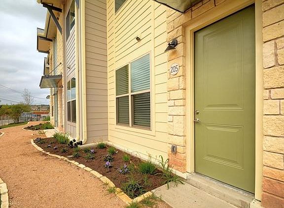 4th image of 7805 Cooper Ln #205