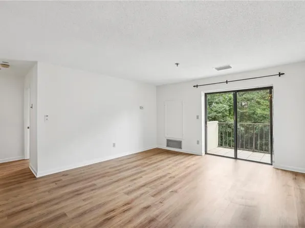 300 Johnson Ferry Rd NE Unit A505, Atlanta, GA 30328