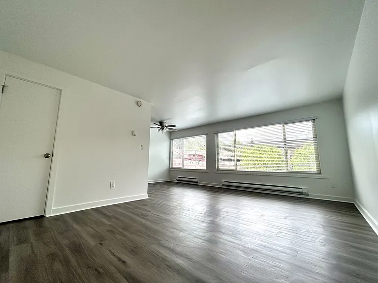 Barbi Apartments — Photo 23