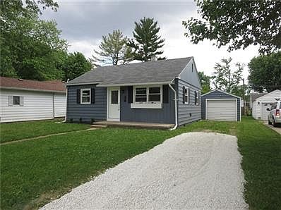 2nd image of 907 Fairview Ave