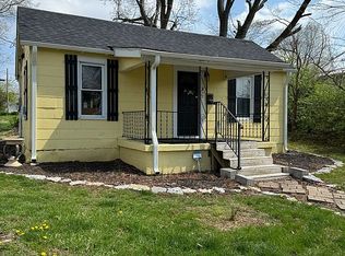111 Spring Grove Ave, Salem, IN 47167