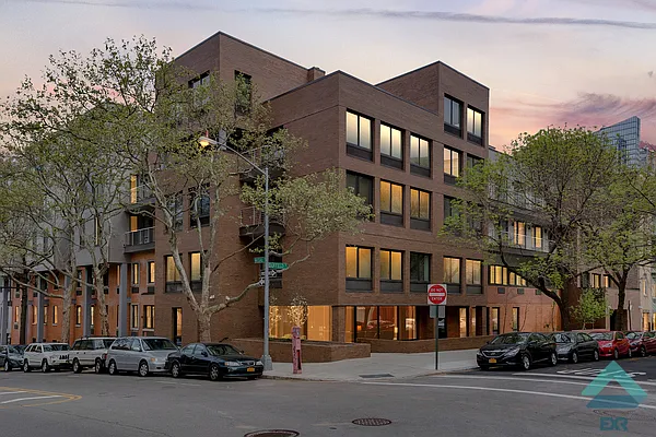 Rented by EXR | media 47