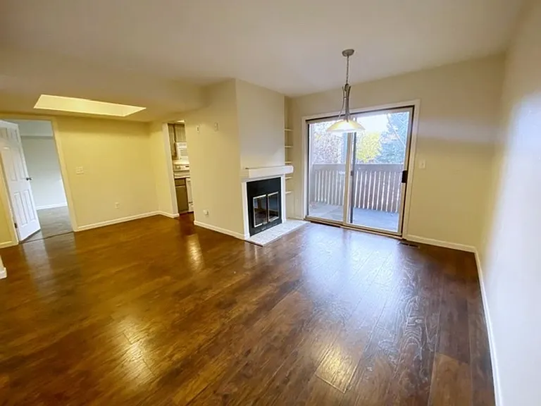7270 Huntsmen Cir #F — Photo 19