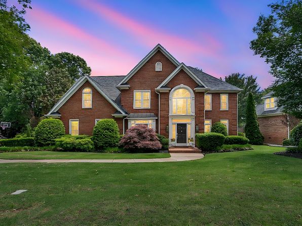 108 Meilland Dr