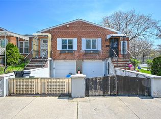 5855 197th St, Fresh Meadows, NY 11365