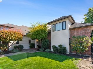 8305 NE 71st St, Vancouver, WA 98662