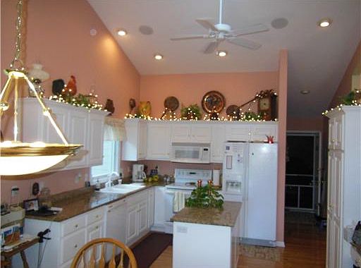 5th image of 21679 Johnstone Ct