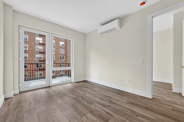 Bedroom, photo 4