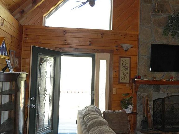 4th image of 2274 Jaguar Ln