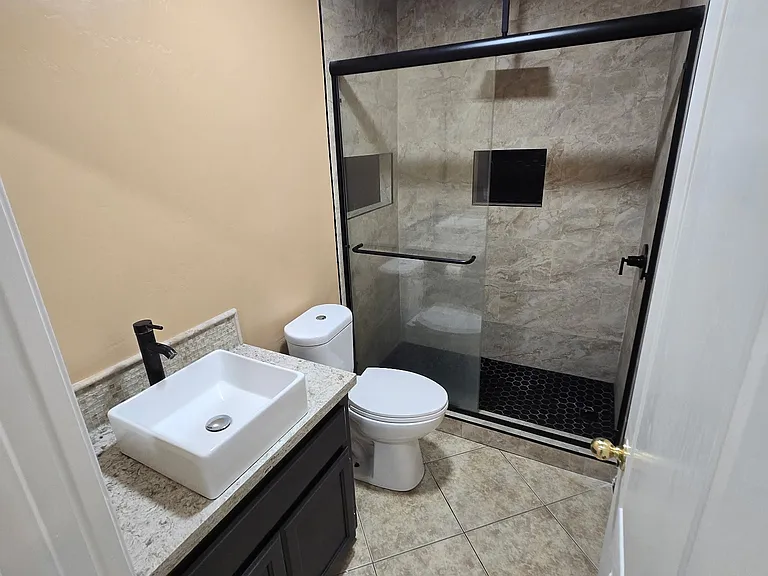 9708 Laurel Park Ave — Photo 7