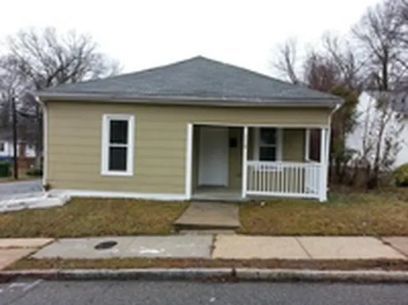 1118 Martin St, Greensboro, NC 27406