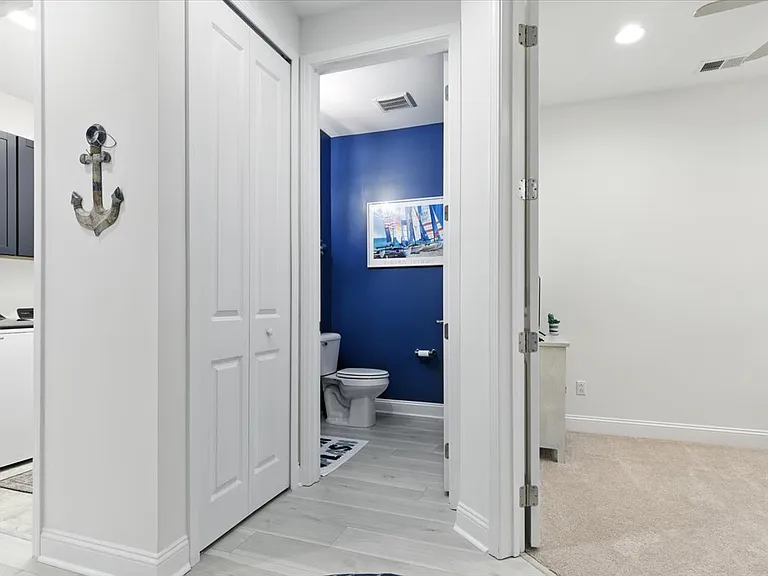 511 Landshark Blvd — Photo 39