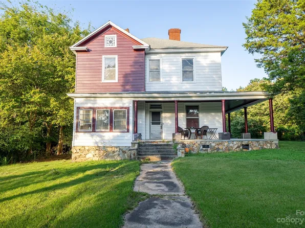 508 N Main St, Mount Gilead, NC 27306