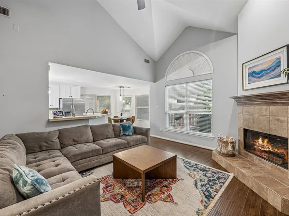 5522 Challenger Ct, Rockwall, TX 75032