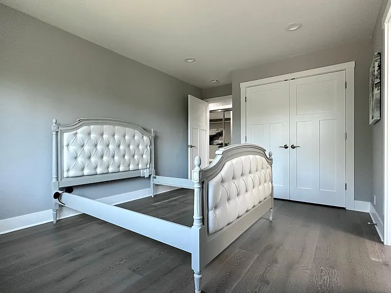 20608 Shelly Dr — Photo 12