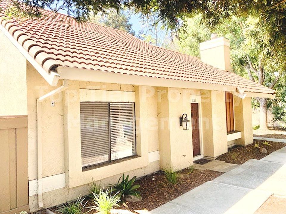 1st image of 135 Northcreek Cir