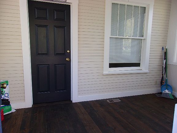 5th image of 212 N Johns Ave
