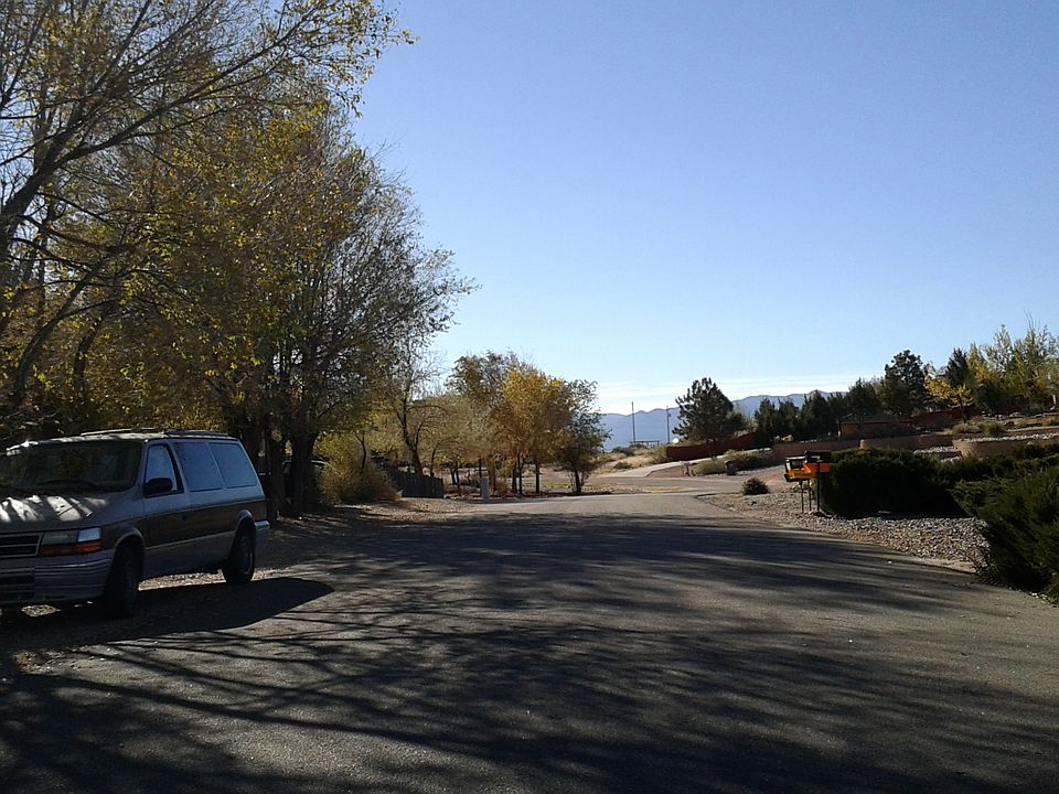2nd image of 3118 Sunrise Cir