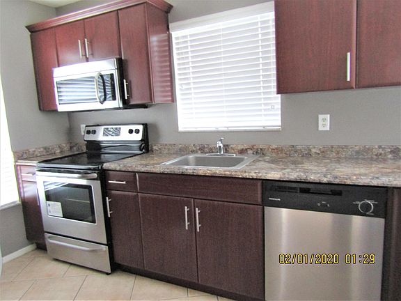 4th image of 1386 SE La Haven Court SE