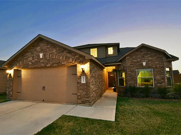 6927 Wolfberry Ln, Baytown, TX 77521