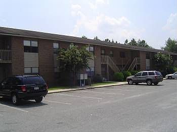 2nd image of 3400 Frontgate Dr APT 21