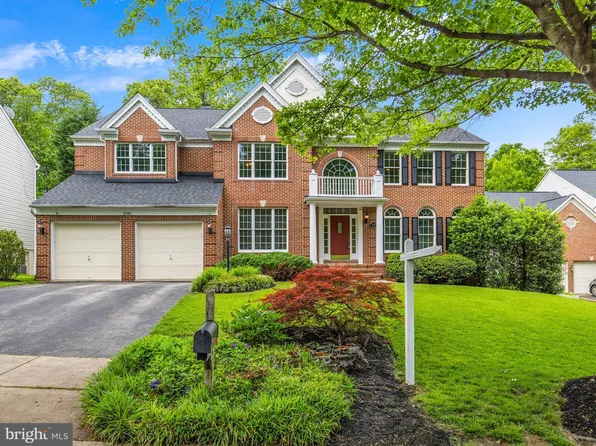 8380 Scarlet Glen Ct, Millersville, MD 21108