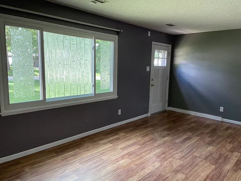 2121 SW Morningside Rd — Photo 5