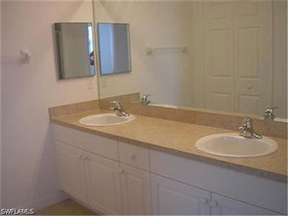 4th image of 846 Palomino St E