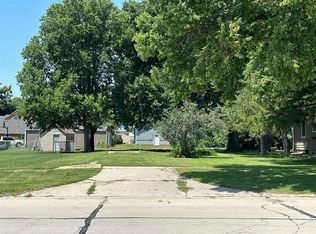 1004 Grand Ave, Ravenna, NE 68869